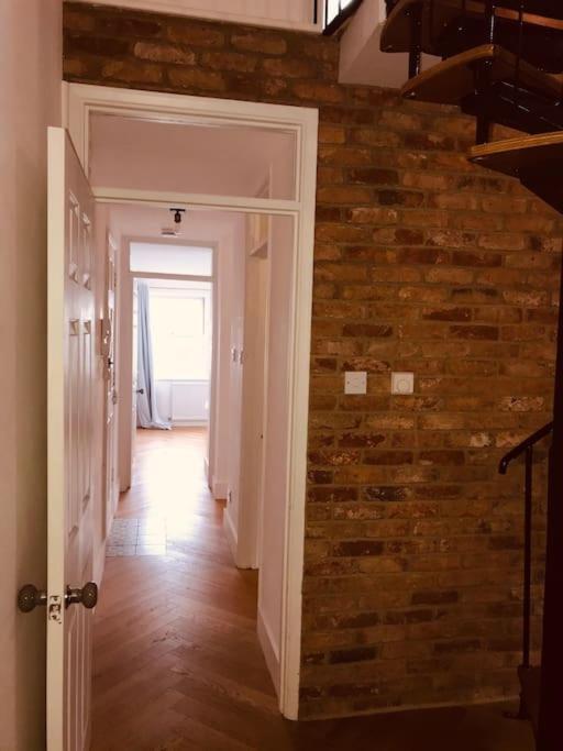Apartmán Stylish New Listing! Free Parking, Trendy Location Londýn Exteriér fotografie